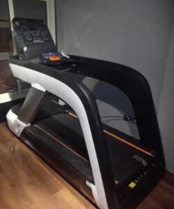 Commercial Treadmill مشاية  لايف فيتنس